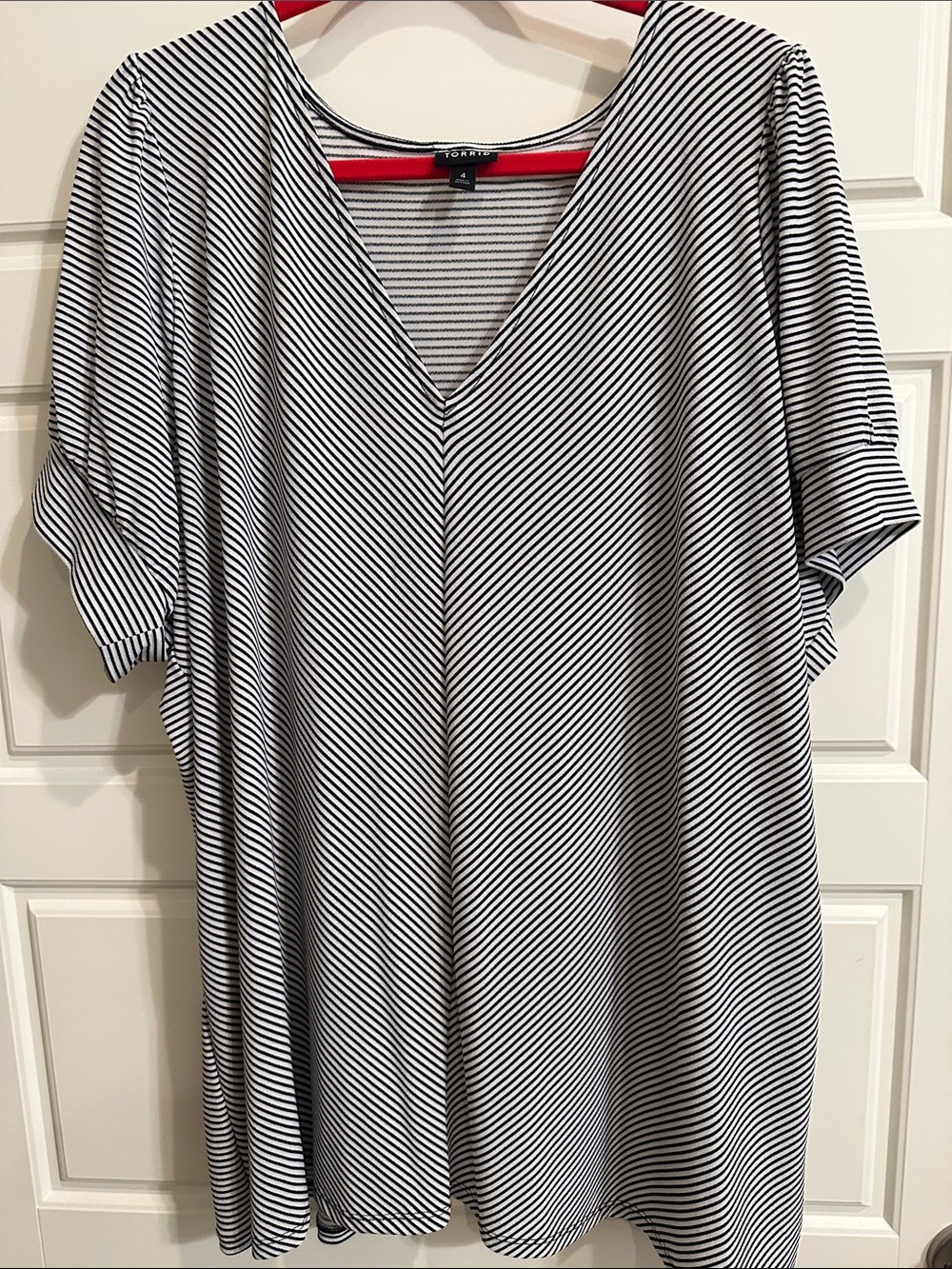 torrid Black & White Diagonal Stripe V-Neck Tunic